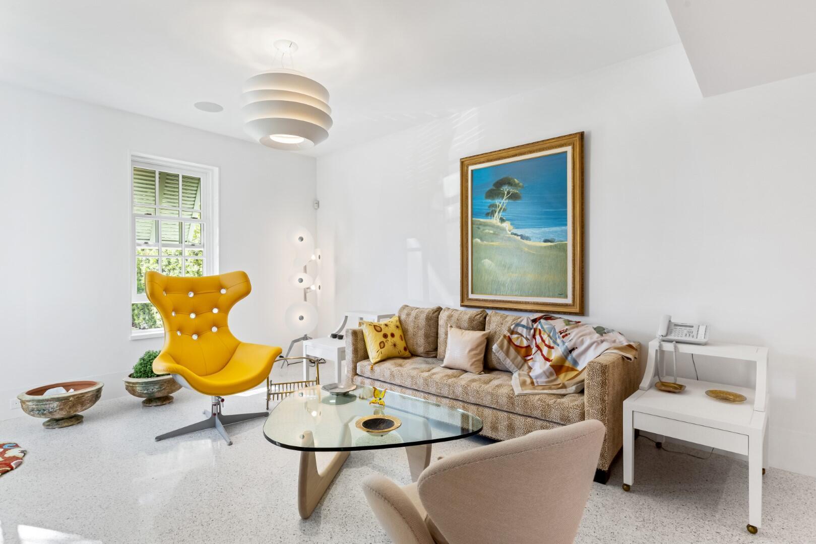 710 S County Rd Palm Beach, FL 33480