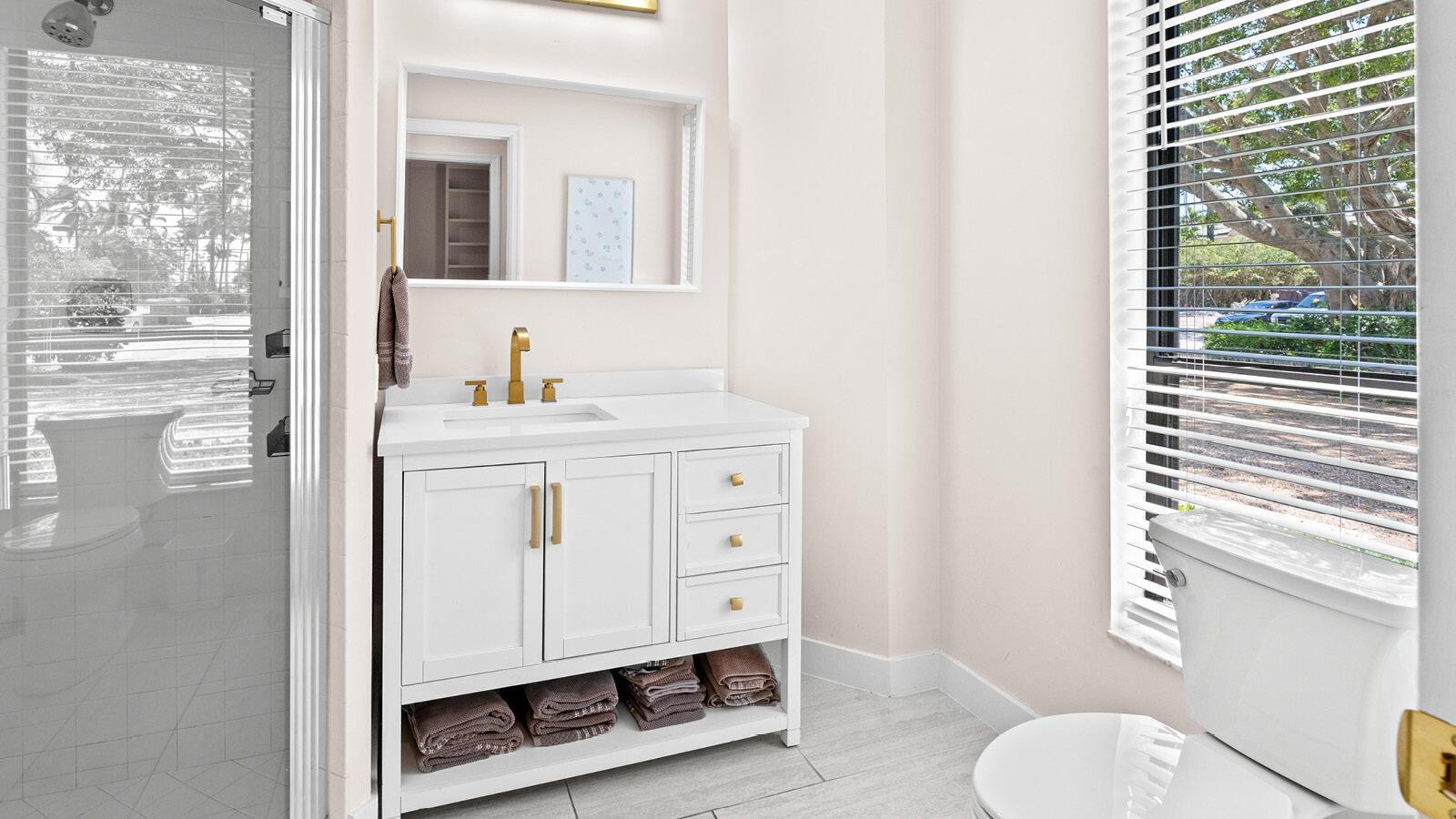 11354 Old Harbour Rd North Palm Beach, FL 33408