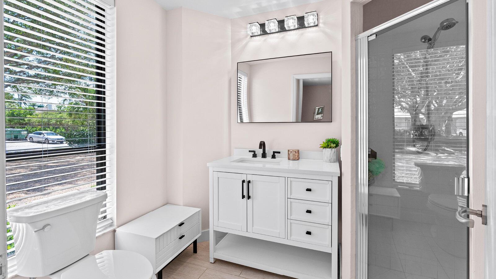 11354 Old Harbour Rd North Palm Beach, FL 33408