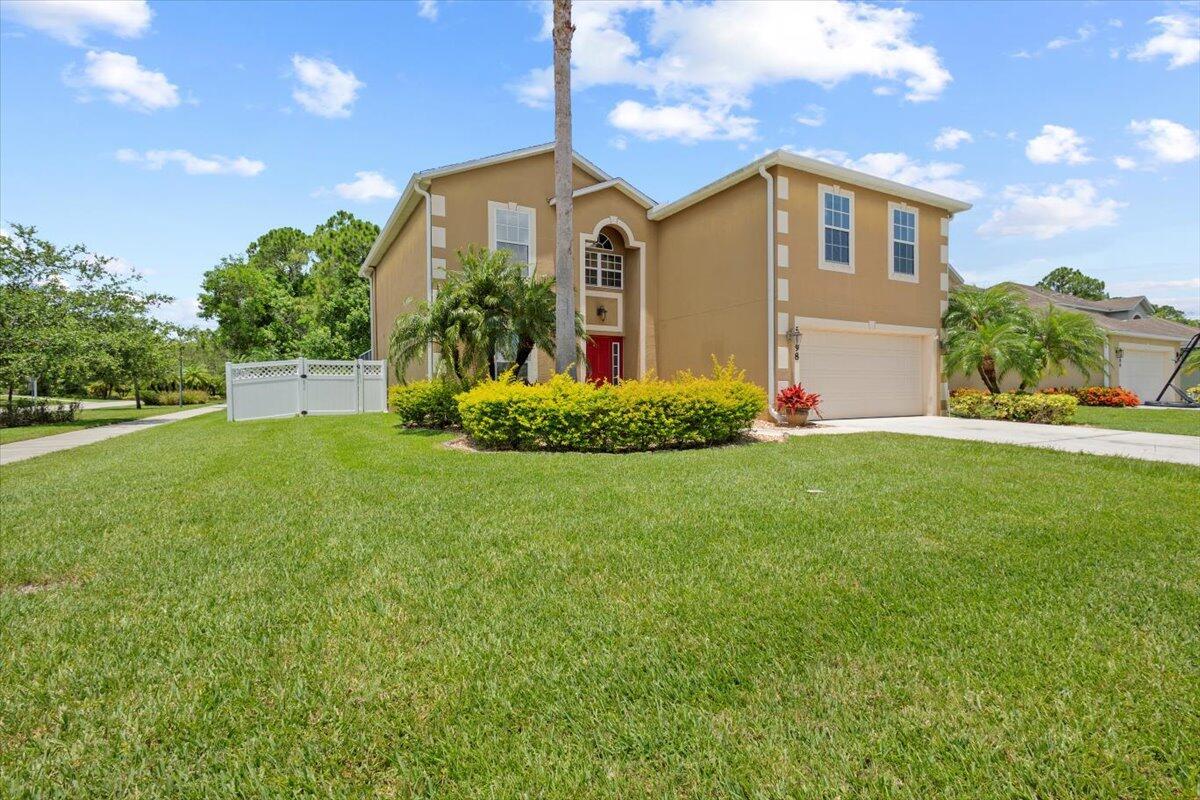 5098 NW Fiddle Leaf Ct