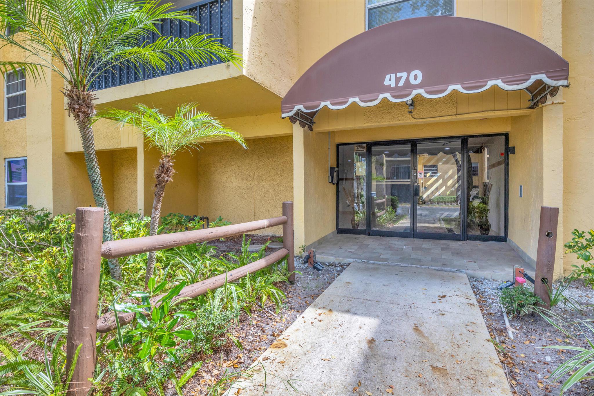 470 NW 20th St #1050