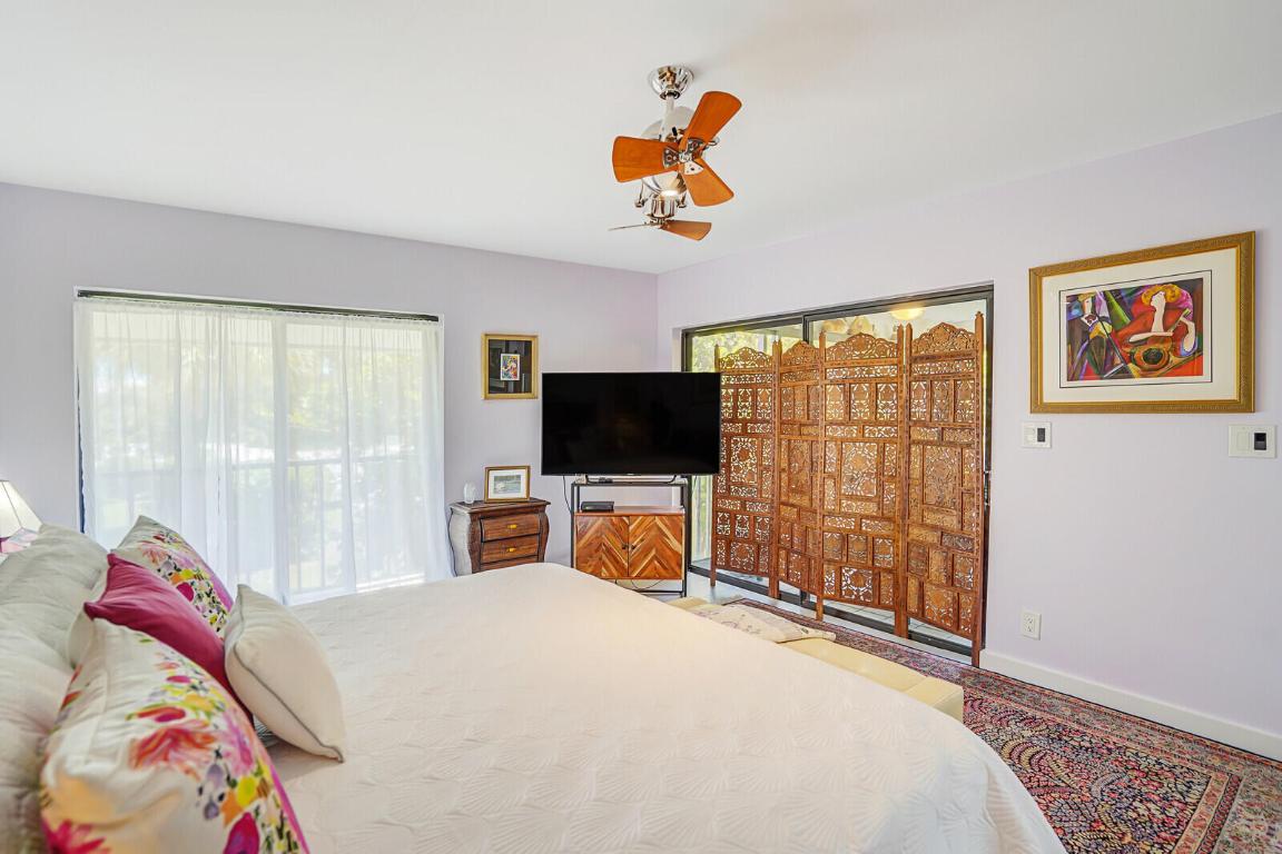 102 Clubhouse Jupiter, FL 33477