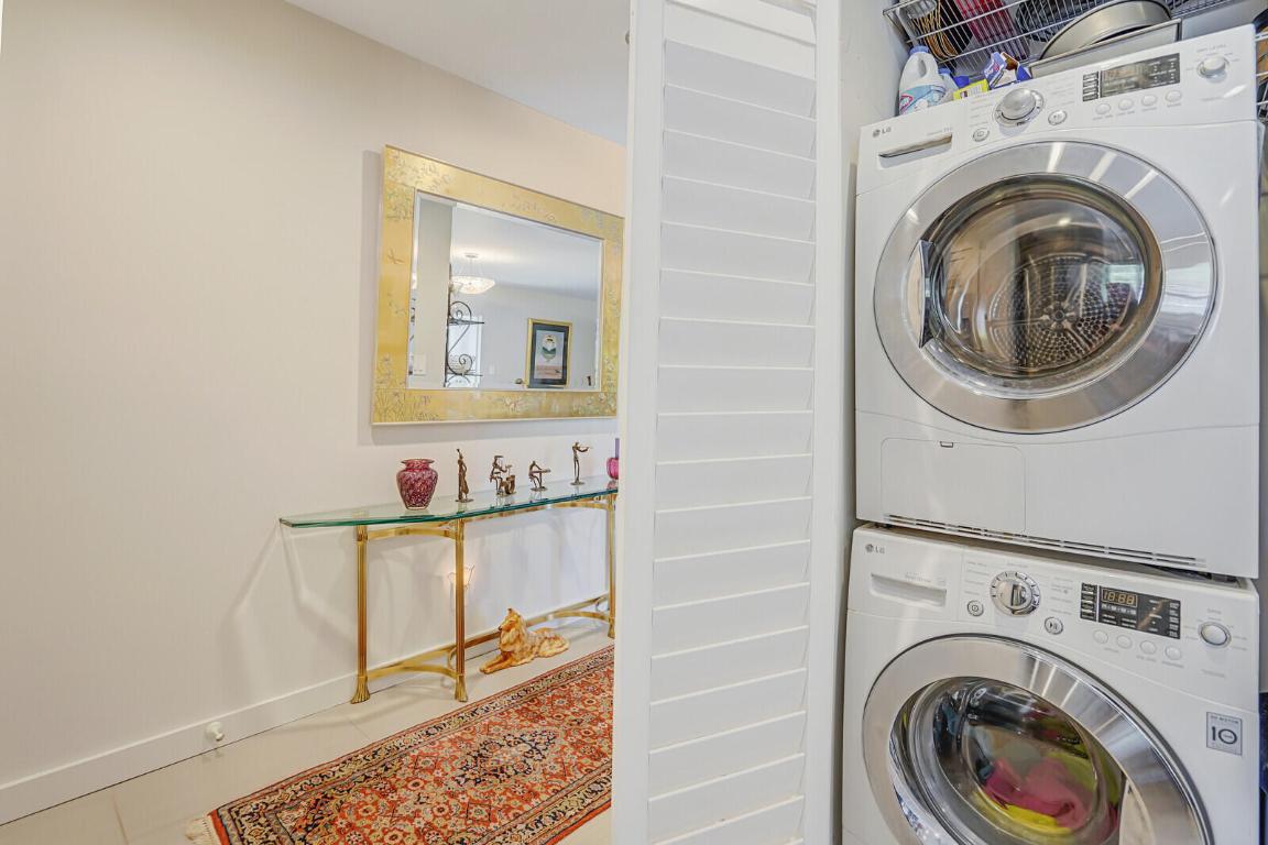 102 Clubhouse Jupiter, FL 33477