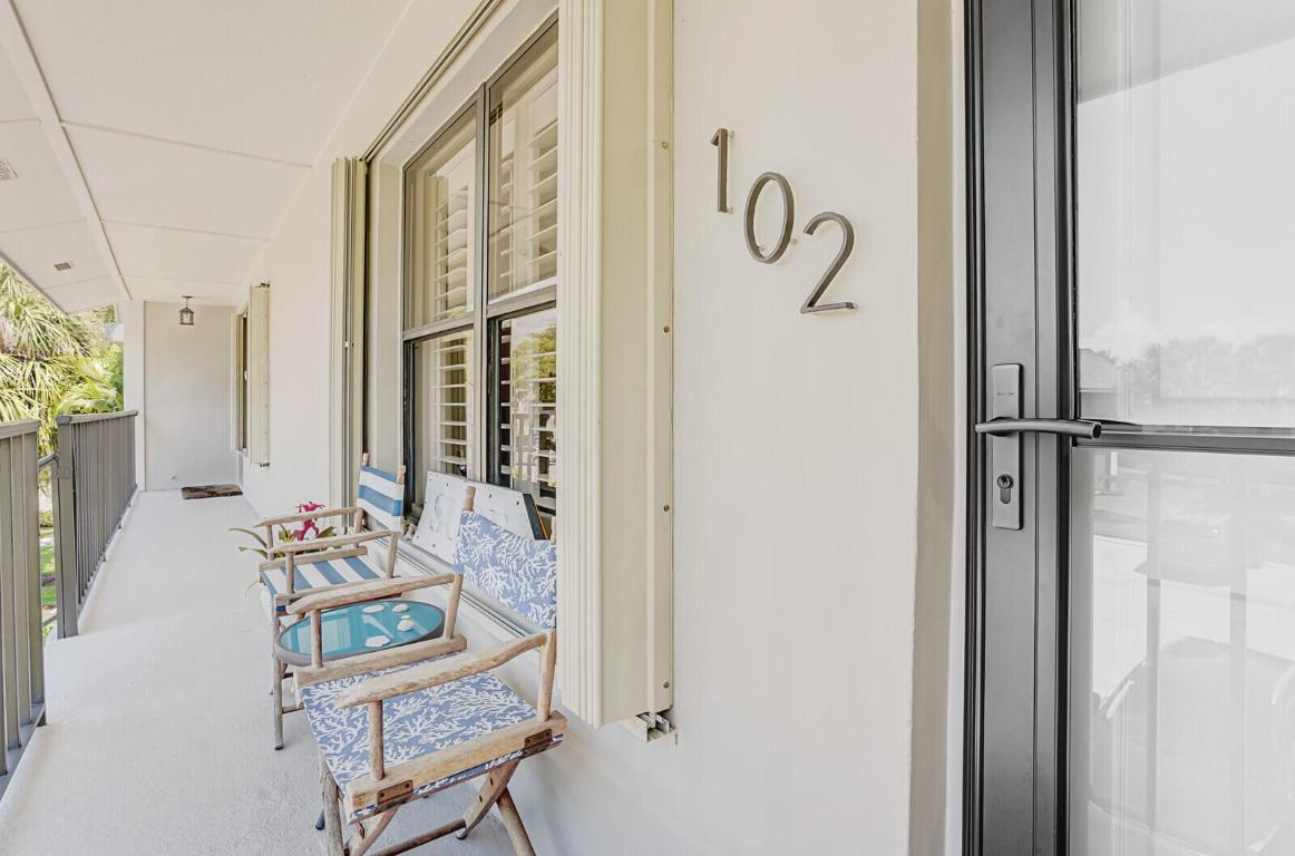 102 Clubhouse Jupiter, FL 33477