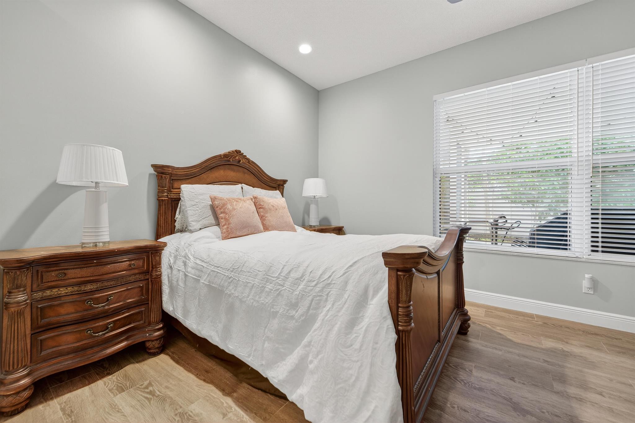 162 E Hampton Way Jupiter, FL 33458