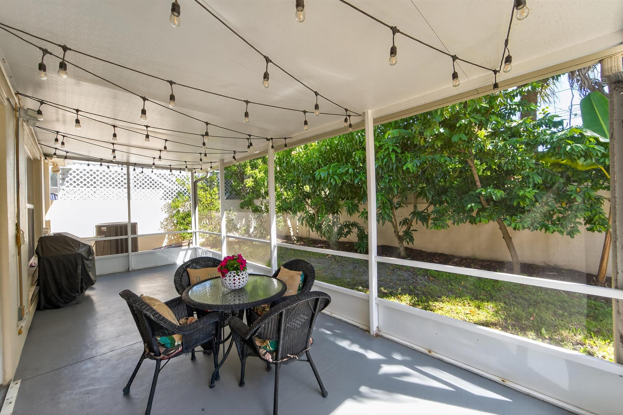 162 E Hampton Way Jupiter, FL 33458