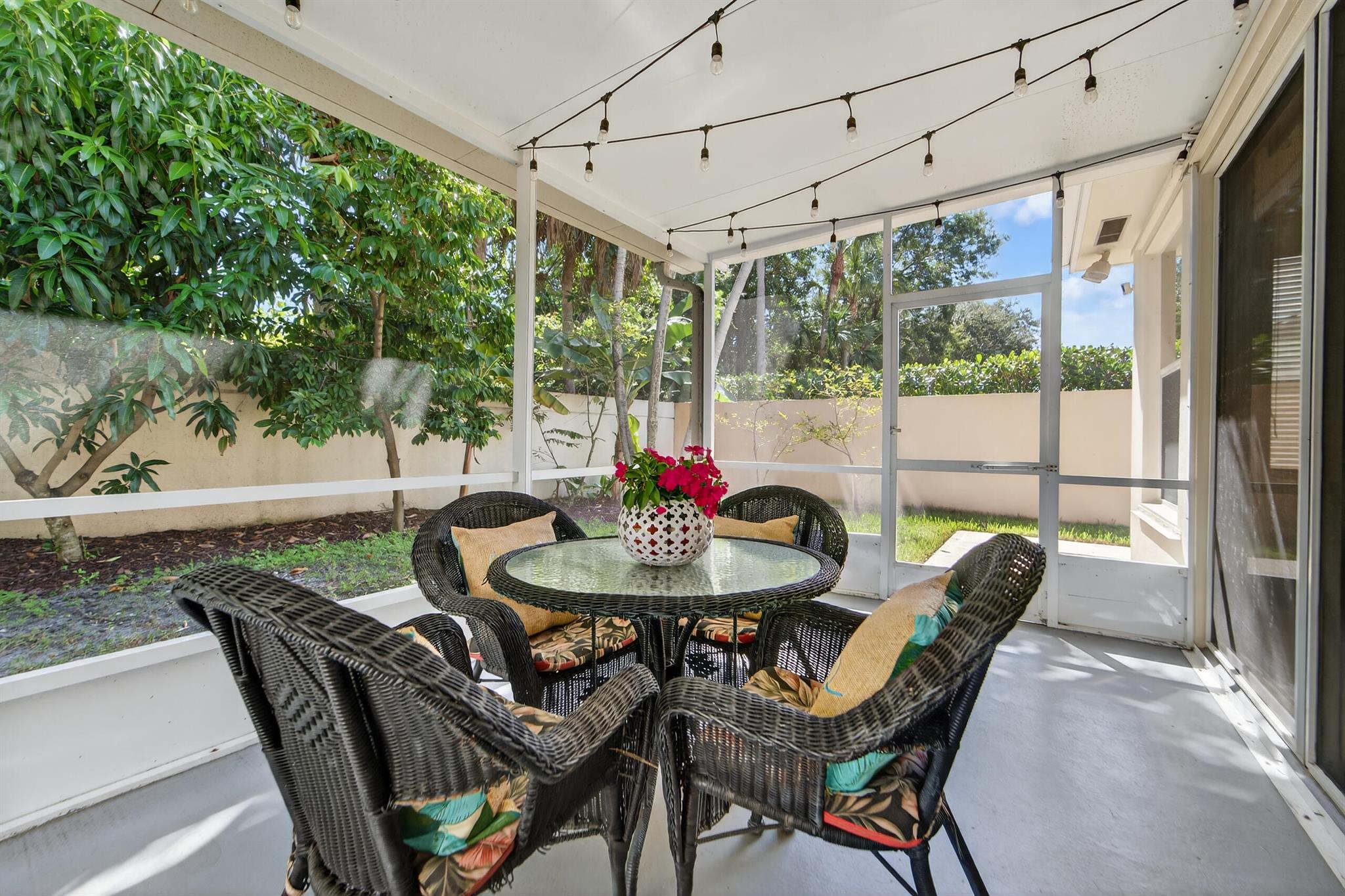 162 E Hampton Way Jupiter, FL 33458