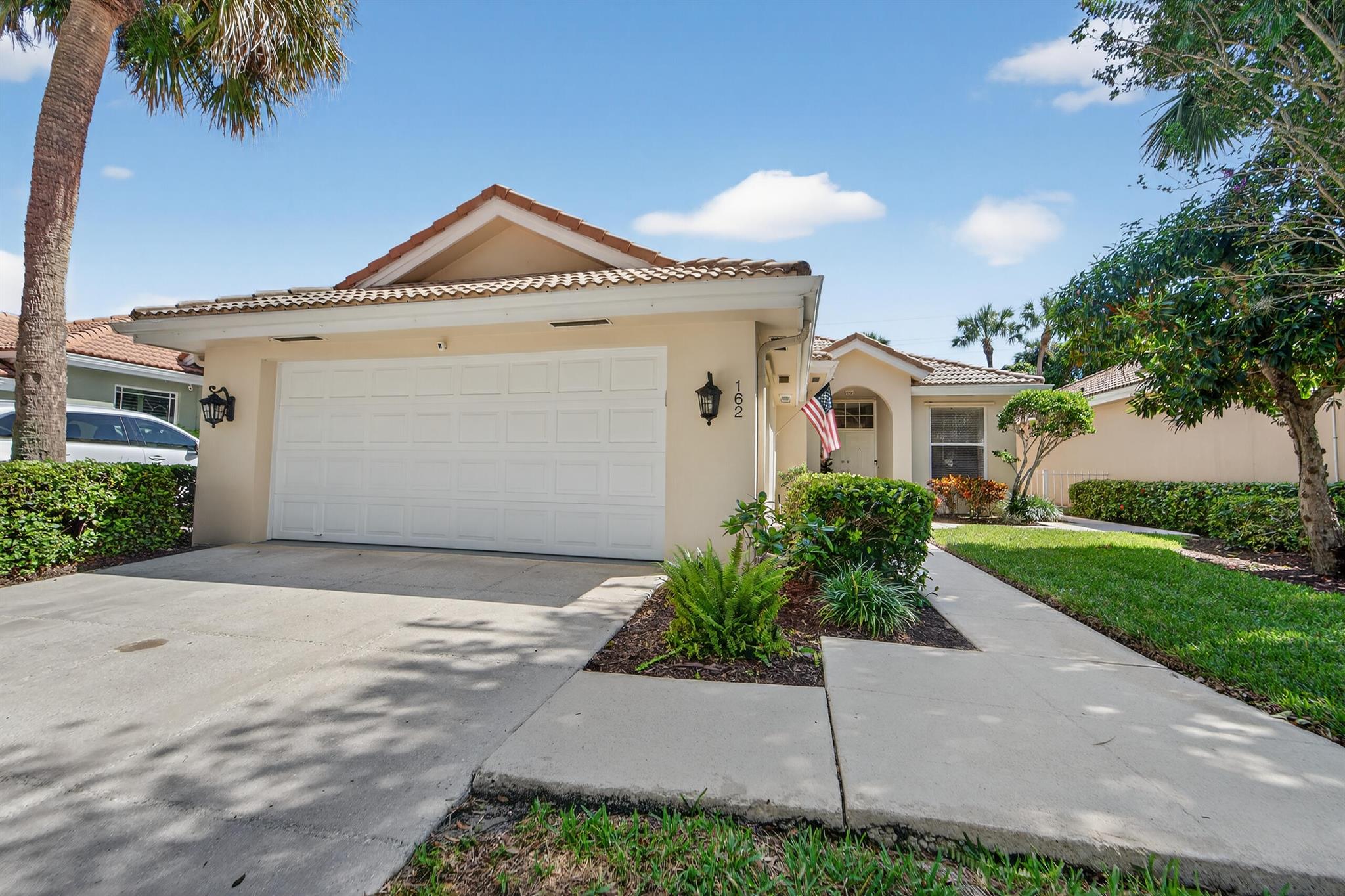162 E Hampton Way Jupiter, FL 33458