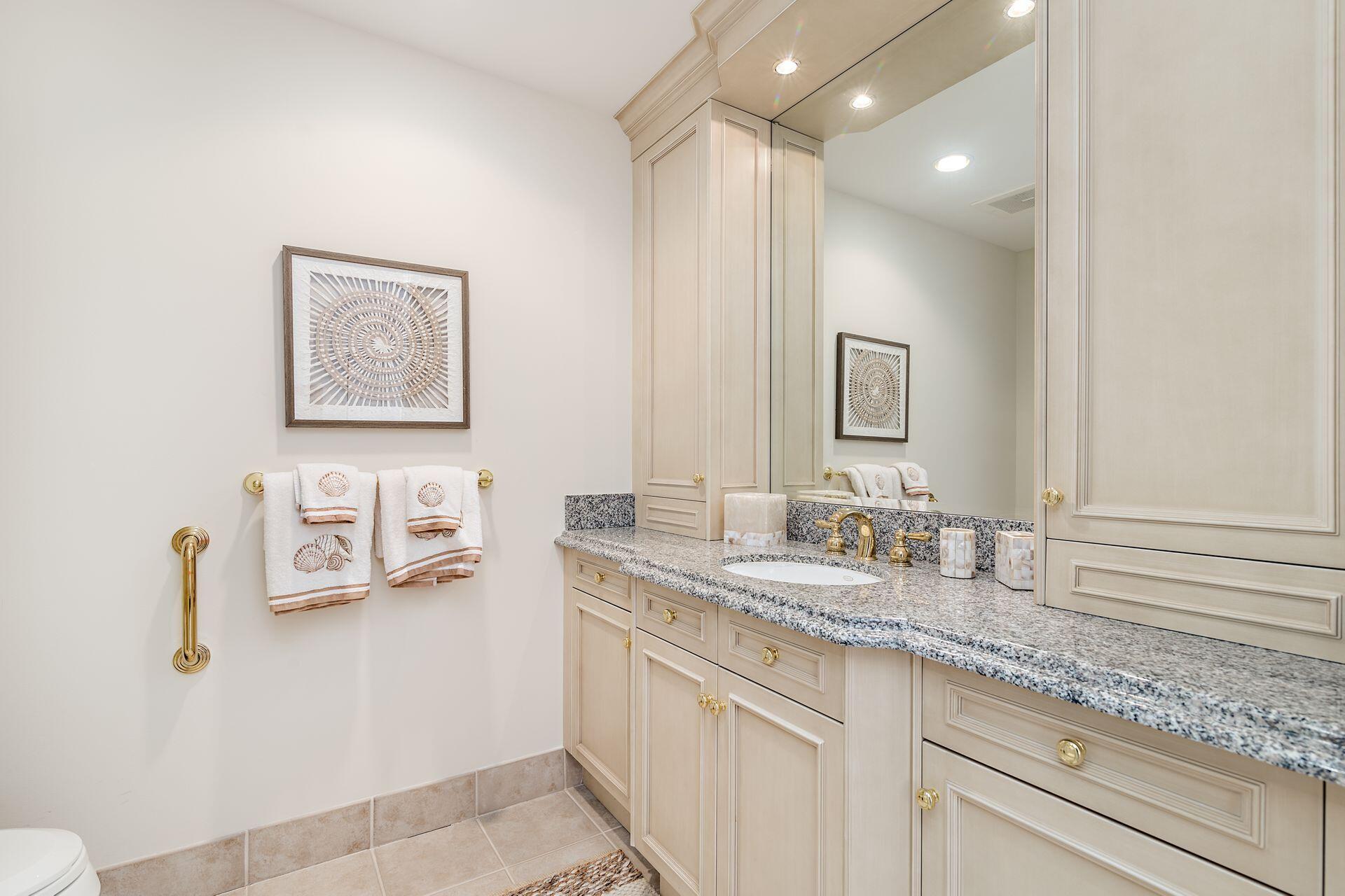 3920 N Ocean Dr #11b Singer Island, FL 33404