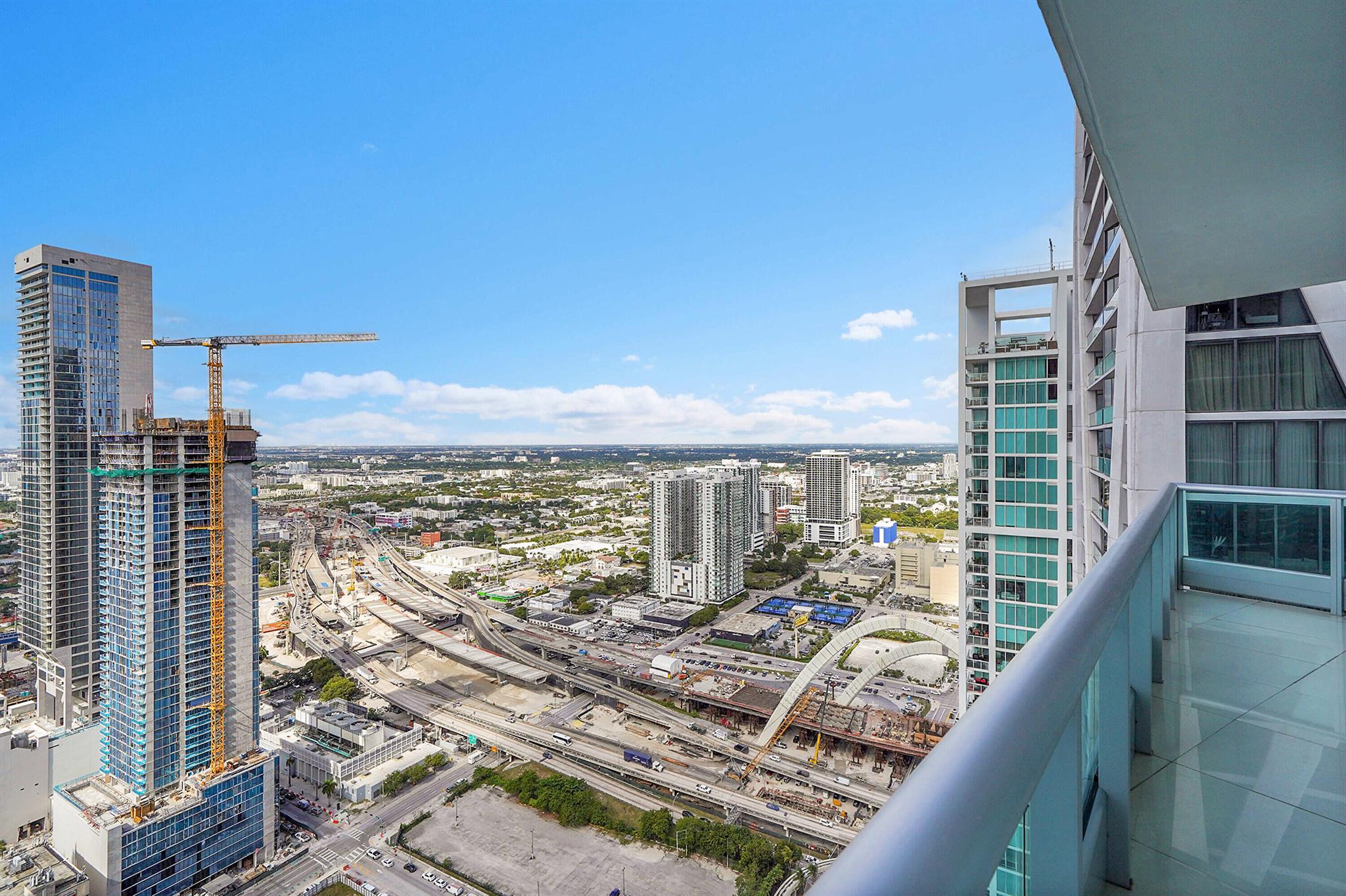 image 900 Biscayne Bay Condo15