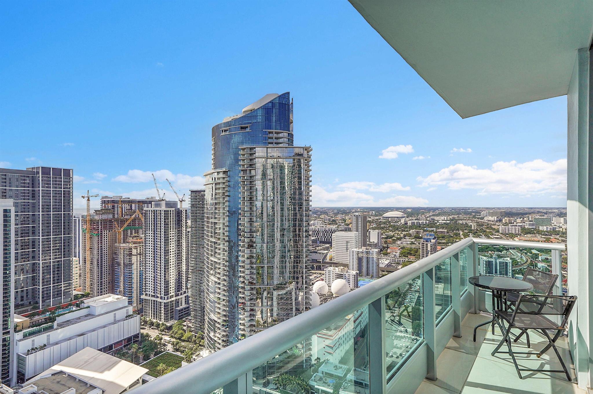 image 900 Biscayne Bay Condo3