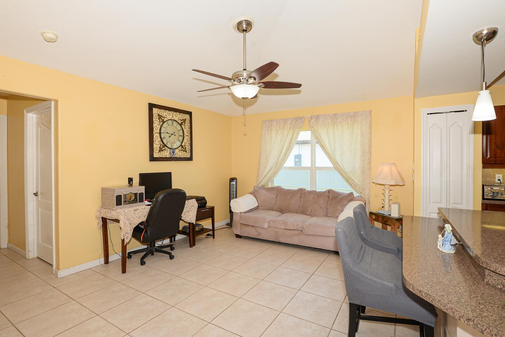 2119 SW Azure Ave Port St Lucie, FL 34953