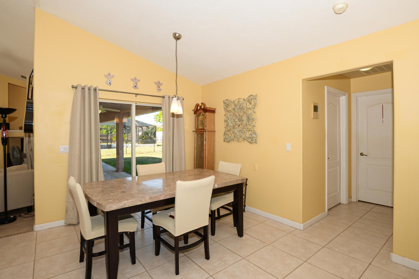 2119 SW Azure Ave Port St Lucie, FL 34953