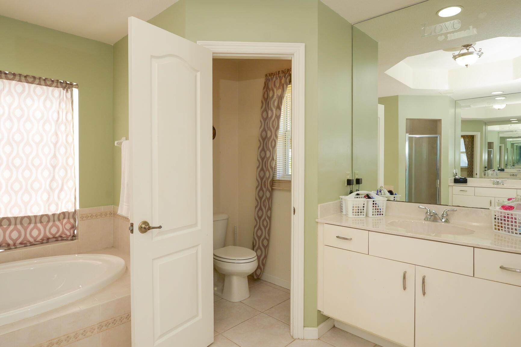 2119 SW Azure Ave Port St Lucie, FL 34953