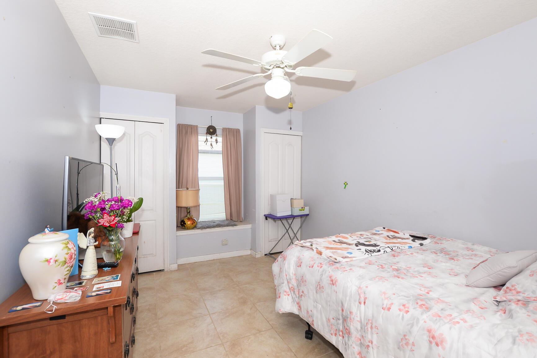 2119 SW Azure Ave Port St Lucie, FL 34953