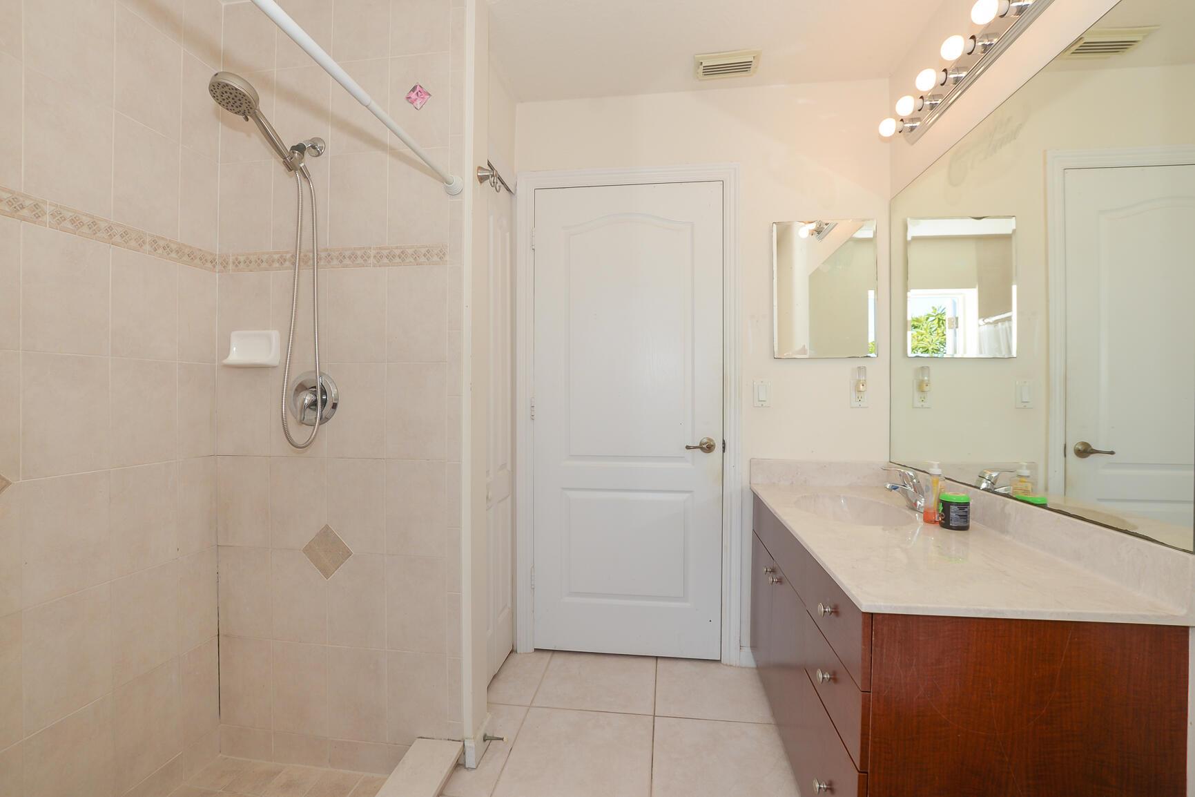 2119 SW Azure Ave Port St Lucie, FL 34953