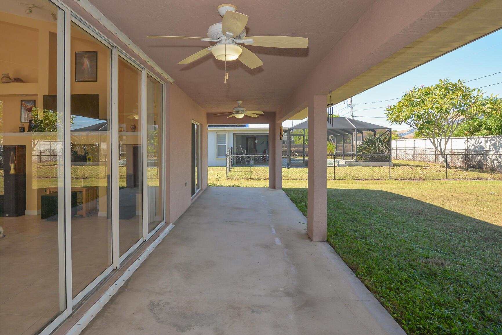 2119 SW Azure Ave Port St Lucie, FL 34953