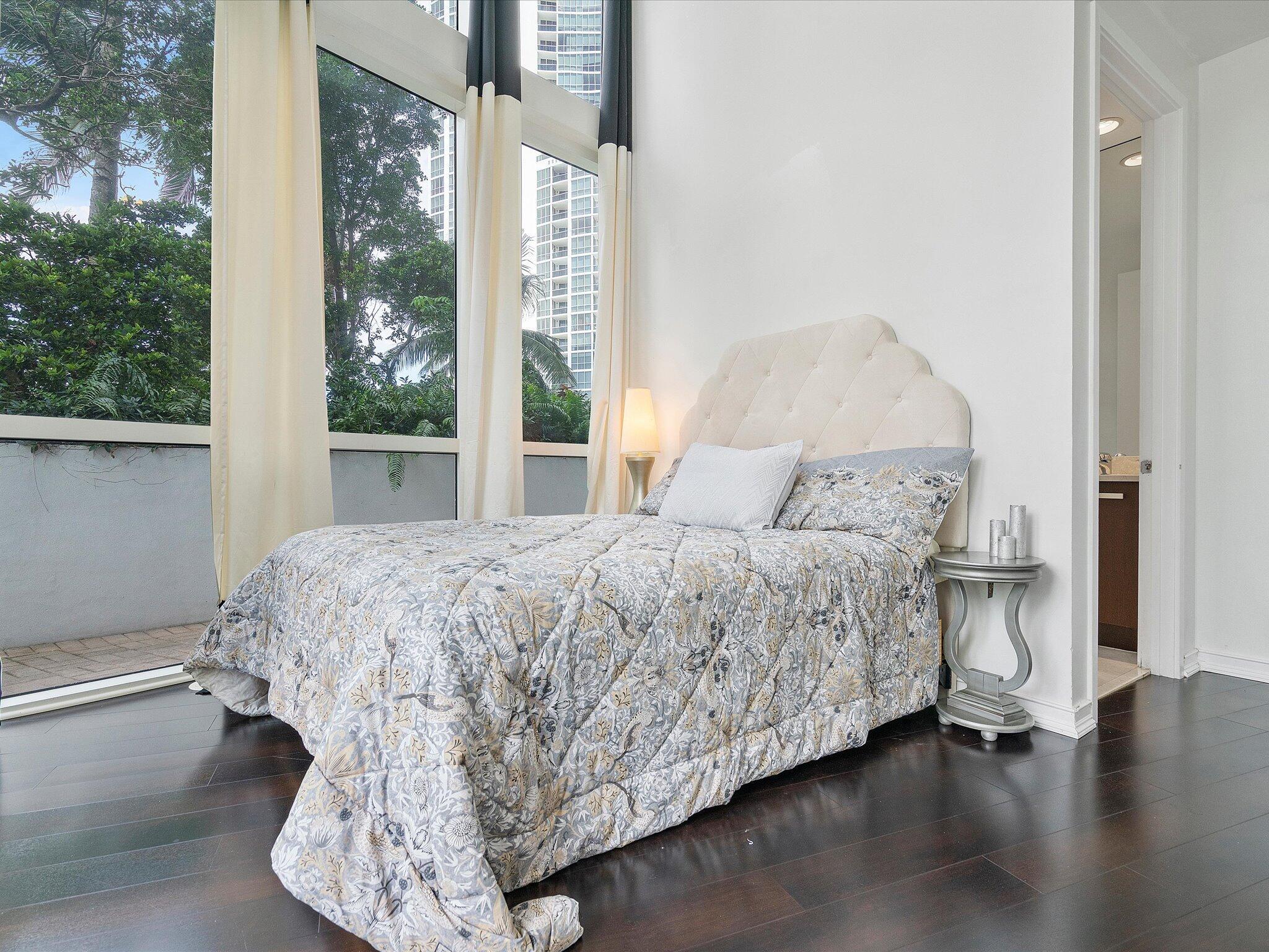 18101 Collins Ave #401 Sunny Isles Beach, FL 33160