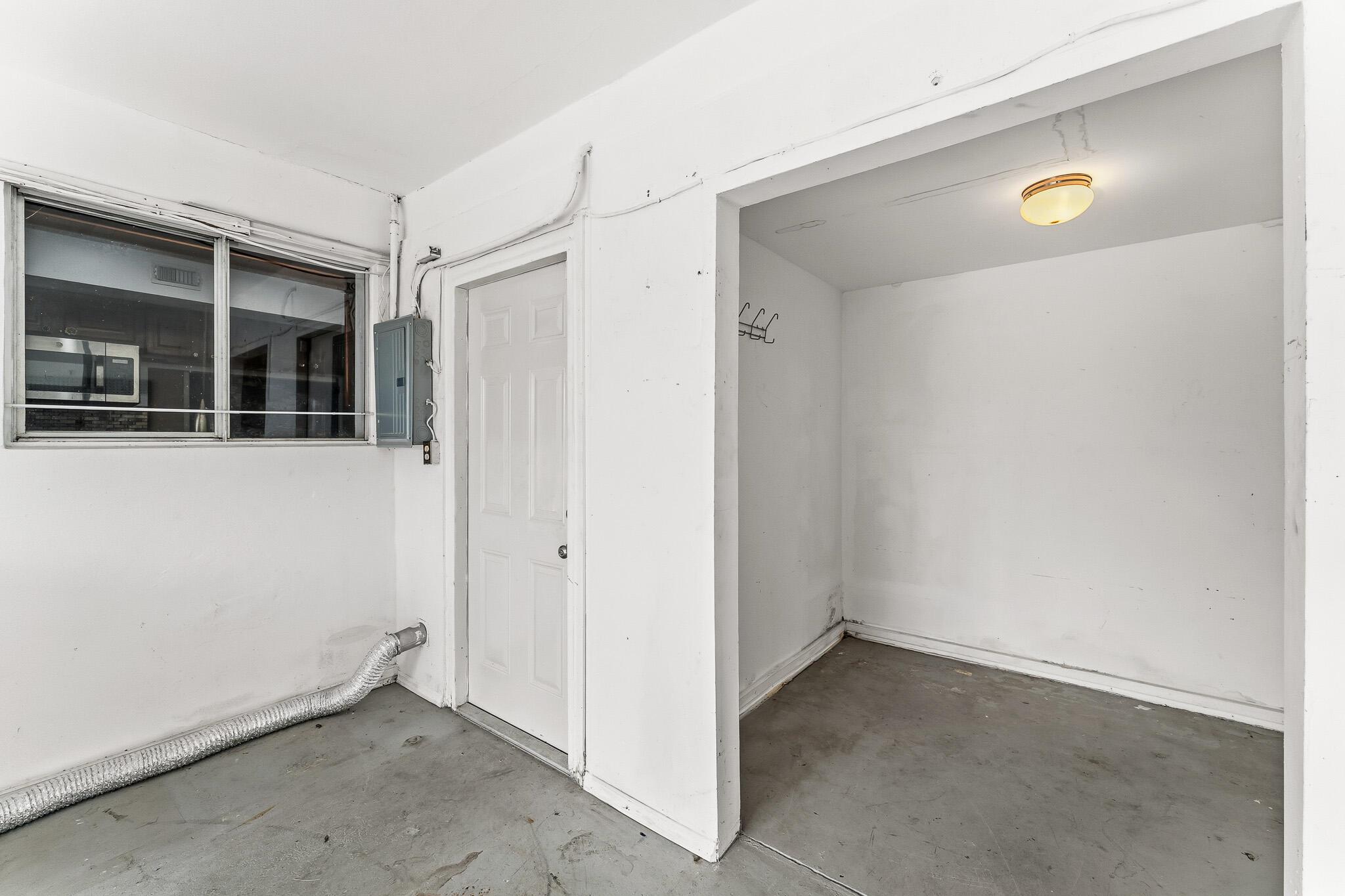 1425 SE San Sovina Ter Port St Lucie, FL 34952