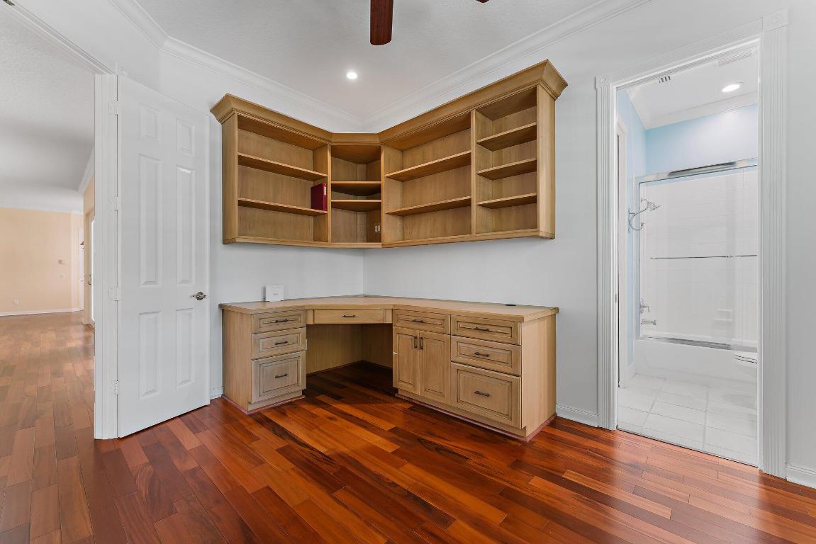 215 New Hvn Jupiter, FL 33458