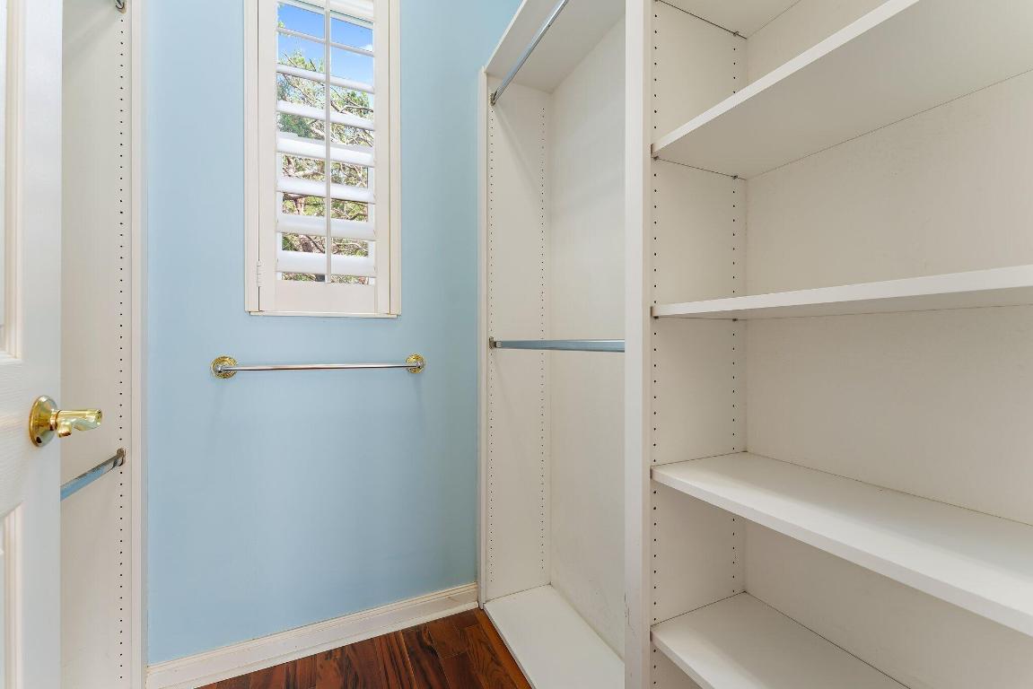 215 New Hvn Jupiter, FL 33458