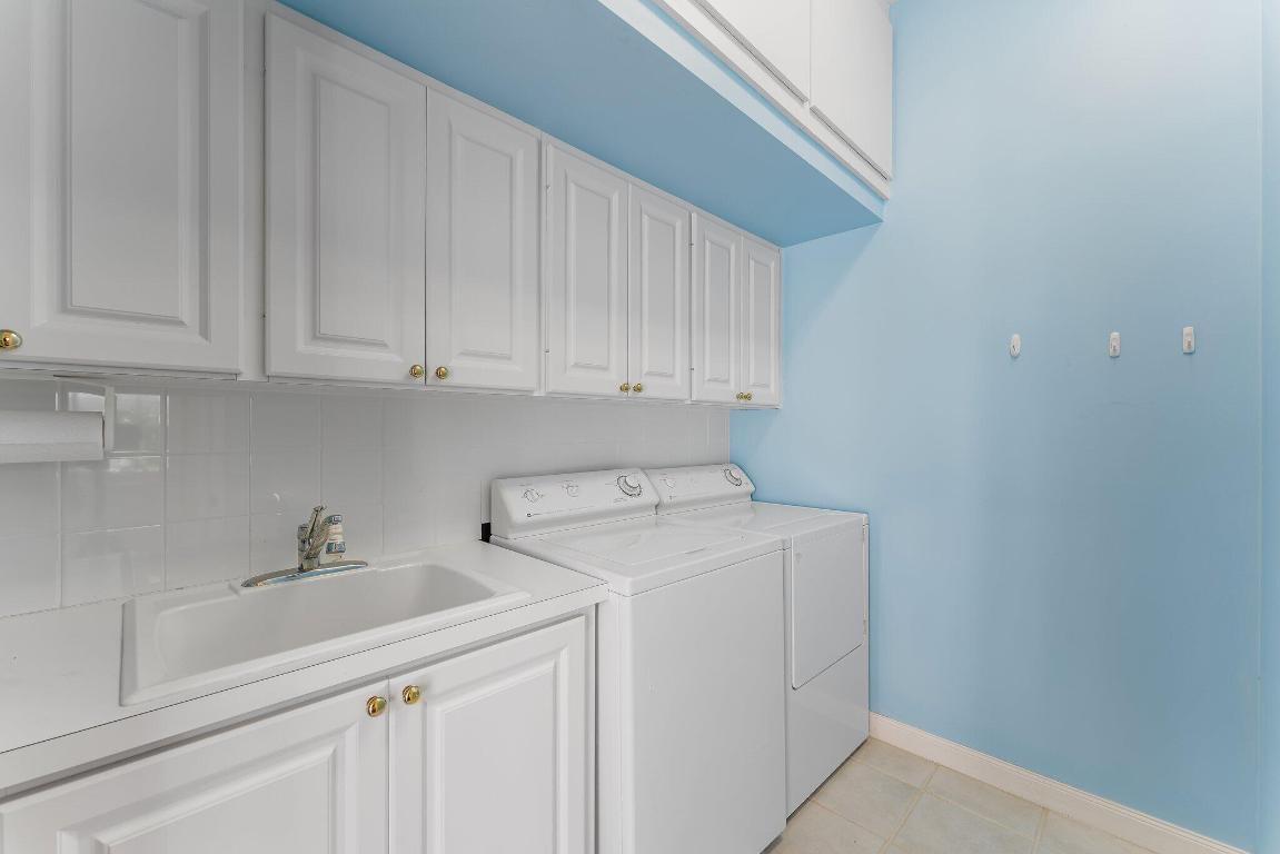 215 New Hvn Jupiter, FL 33458