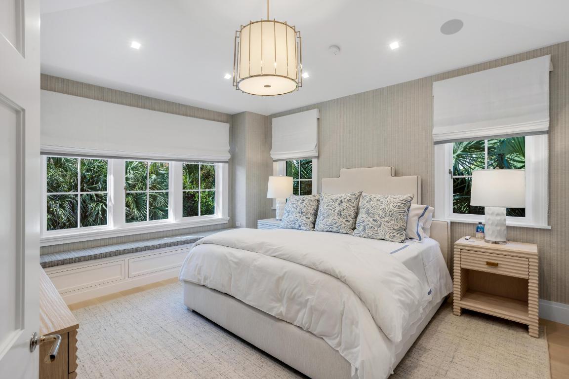 456 S Ocean Palm Beach, FL 33480