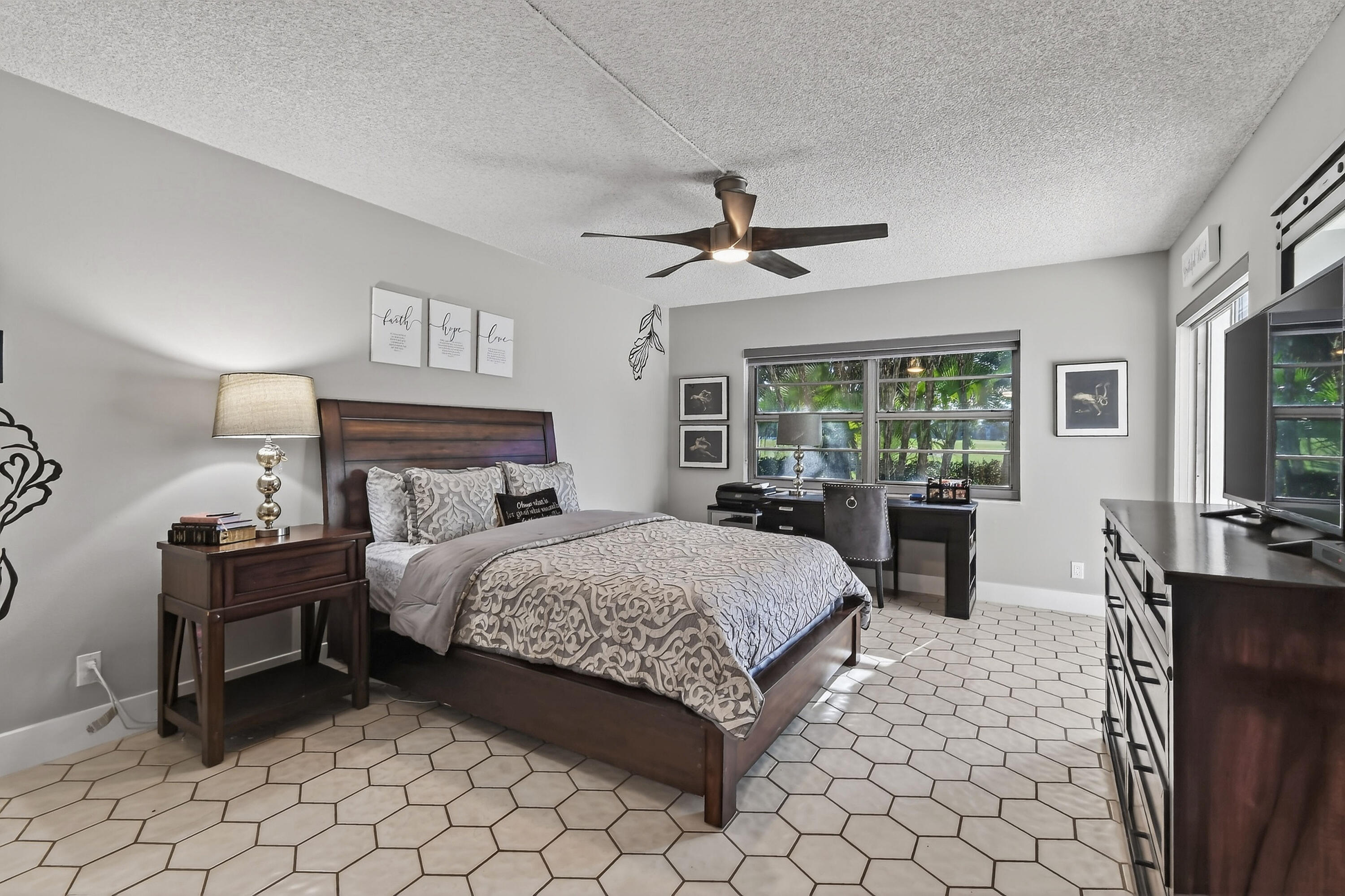 4500 Gefion #106 Lake Worth, FL 33467