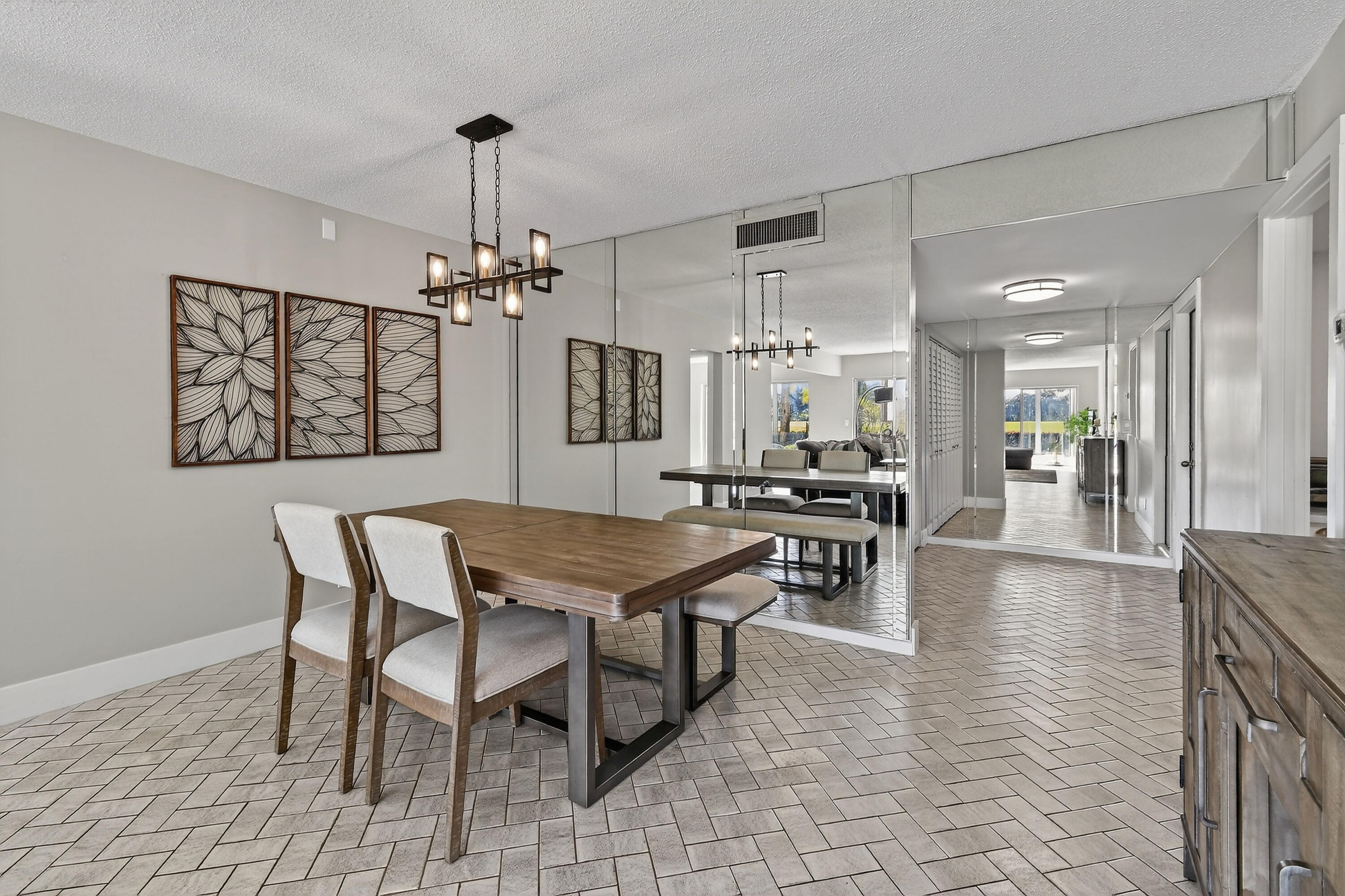 4500 Gefion #106 Lake Worth, FL 33467