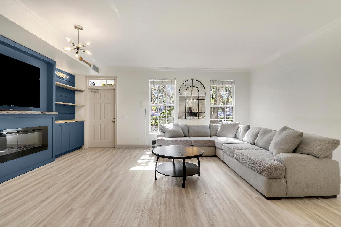 112 Wentworth Jupiter, FL 33458