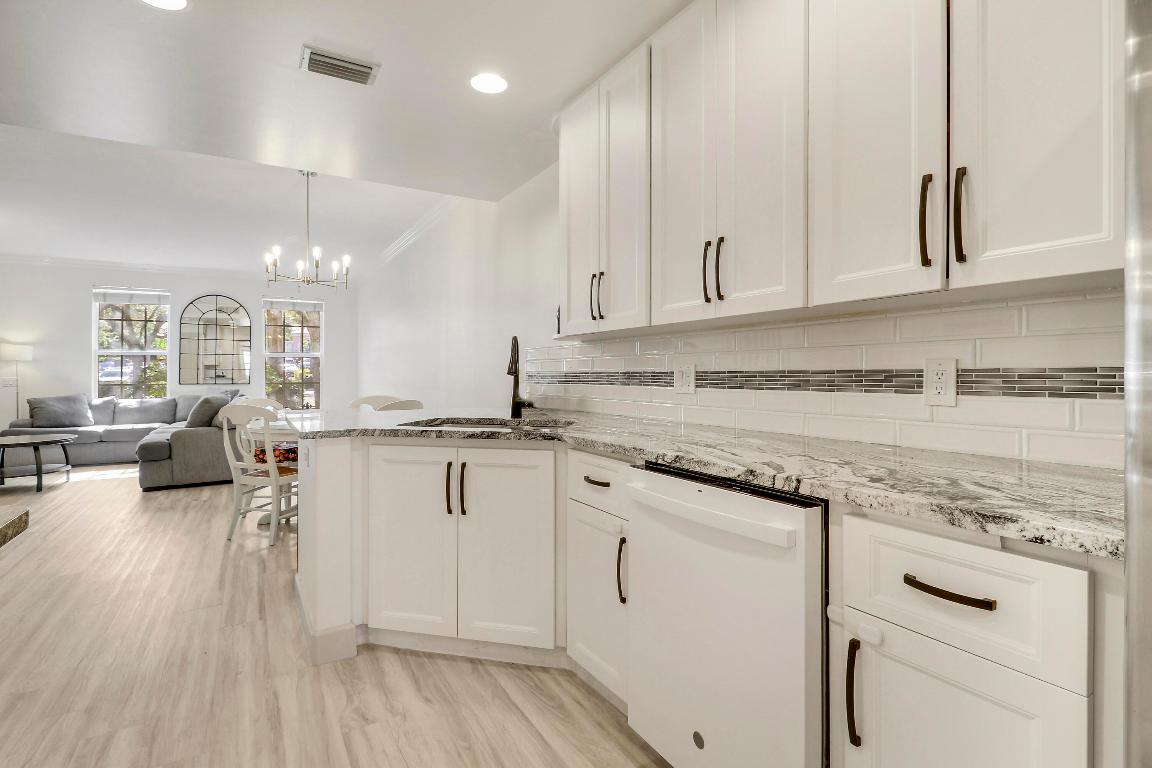 112 Wentworth Jupiter, FL 33458