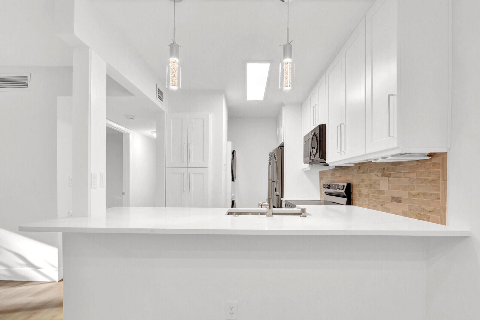 3402 Gardens East #19a