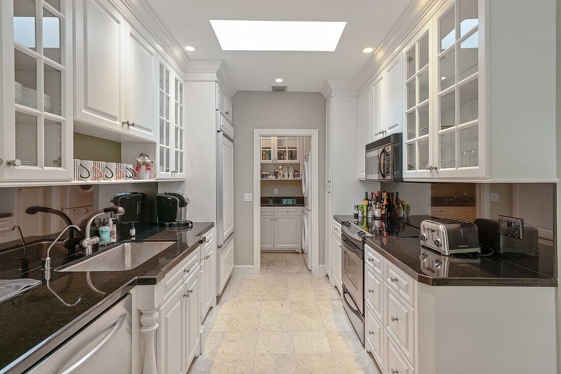 2901 Captains Jupiter, FL 33477