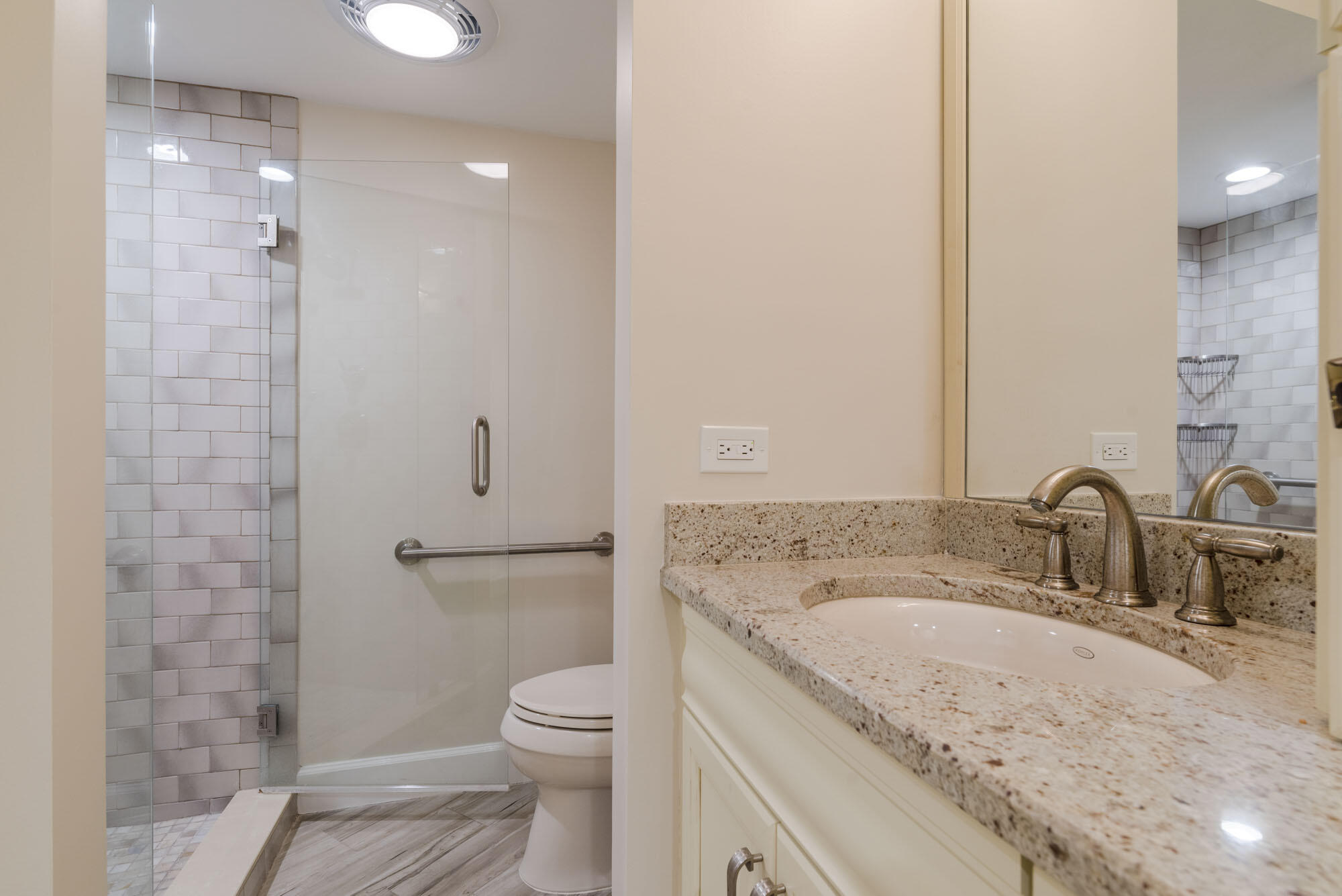 3322 Casseekey Is #104 Jupiter, FL 33477