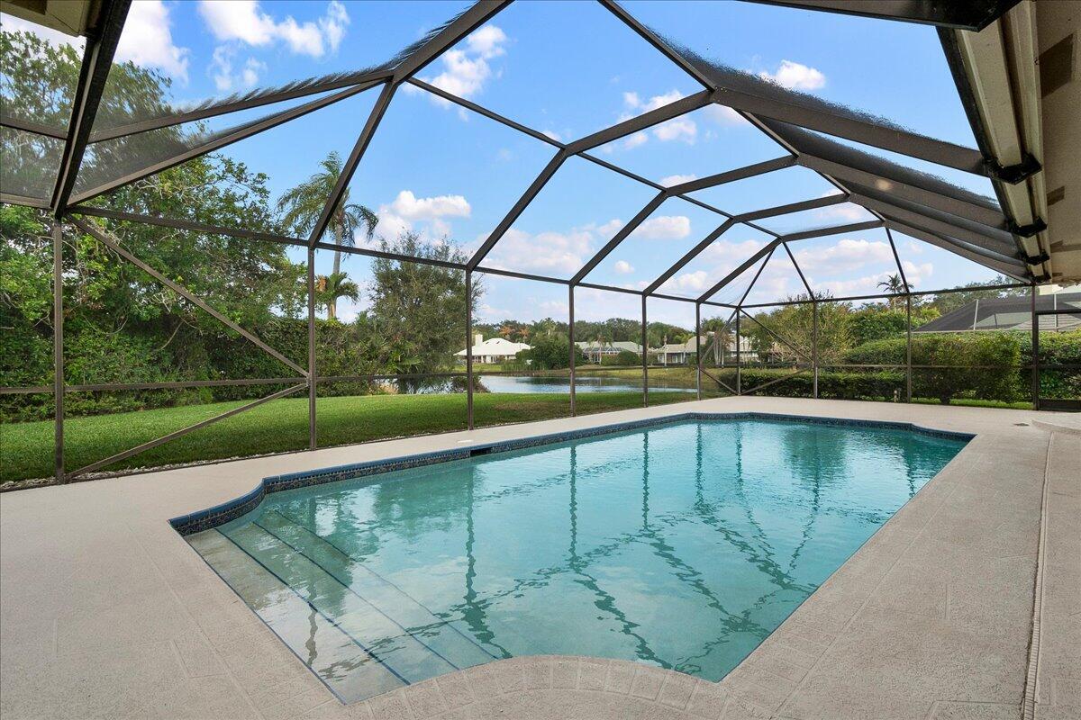 9953 SE Mahogany Jupiter, FL 33469