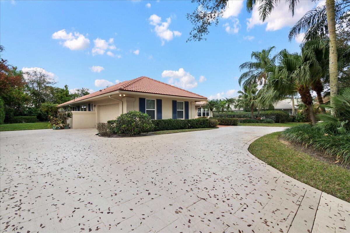9953 SE Mahogany Jupiter, FL 33469