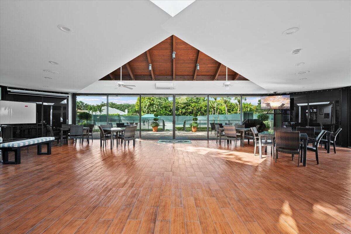 9953 SE Mahogany Jupiter, FL 33469