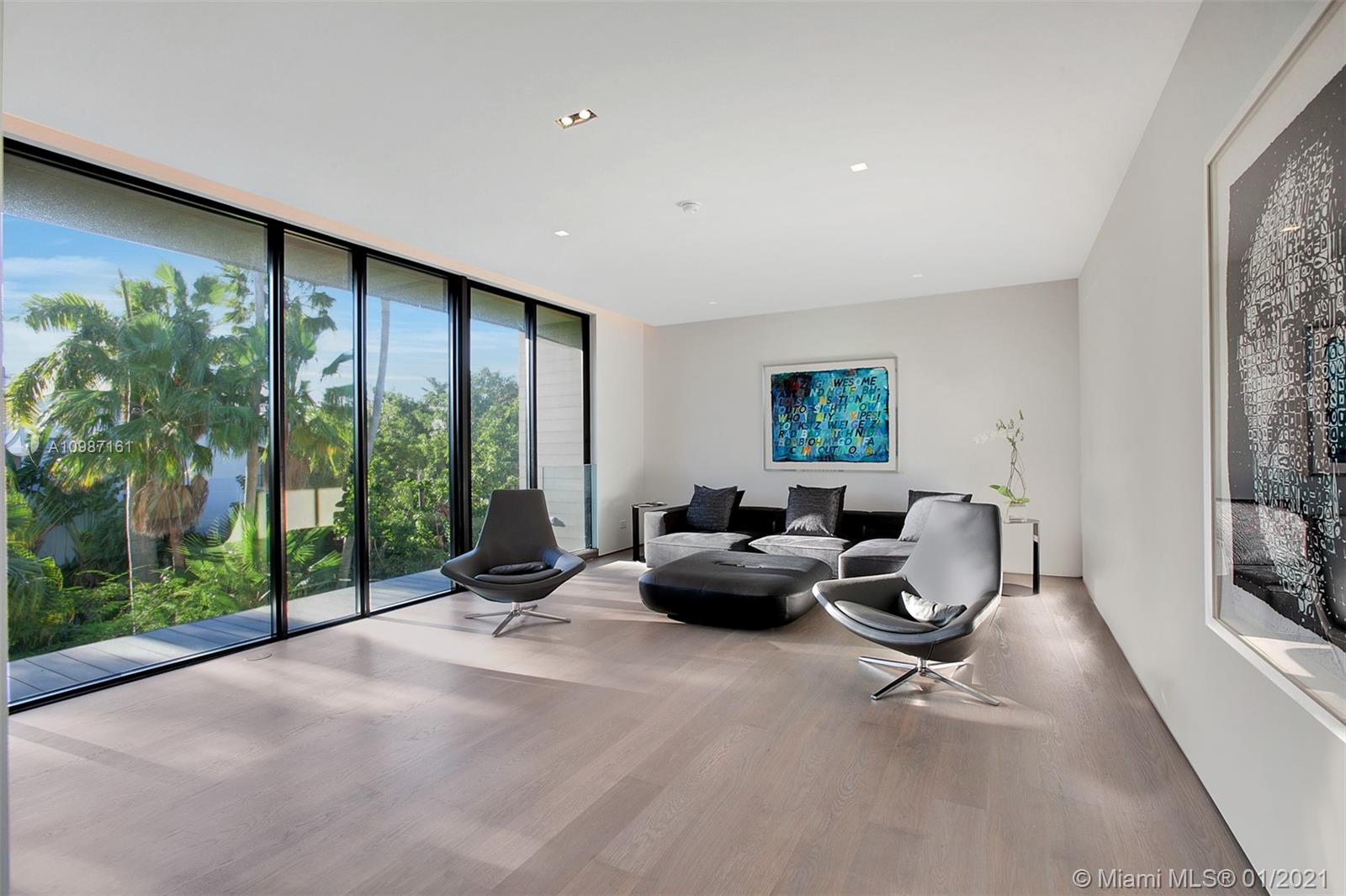 3591 Rockerman Rd Miami, FL 33133