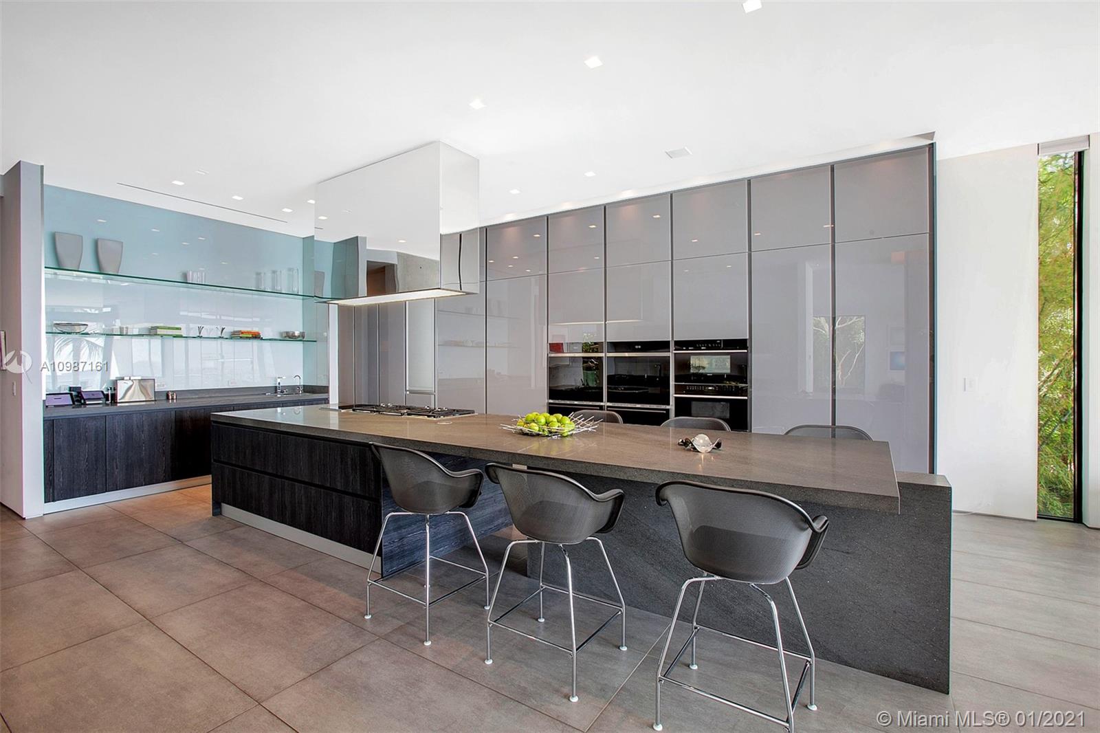 3591 Rockerman Rd Miami, FL 33133