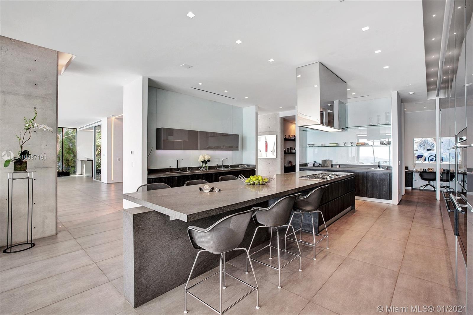 3591 Rockerman Rd Miami, FL 33133