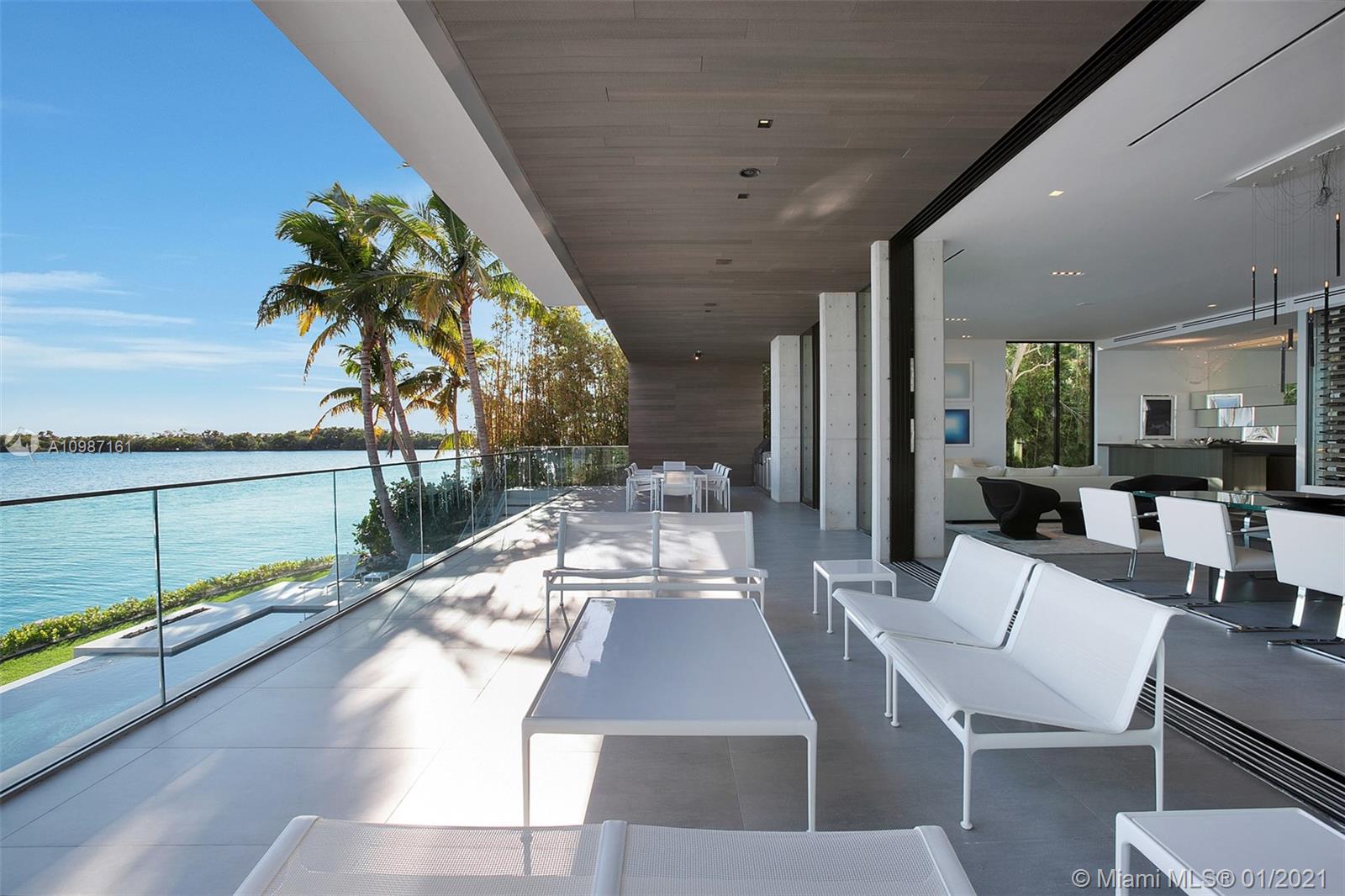 3591 Rockerman Rd Miami, FL 33133