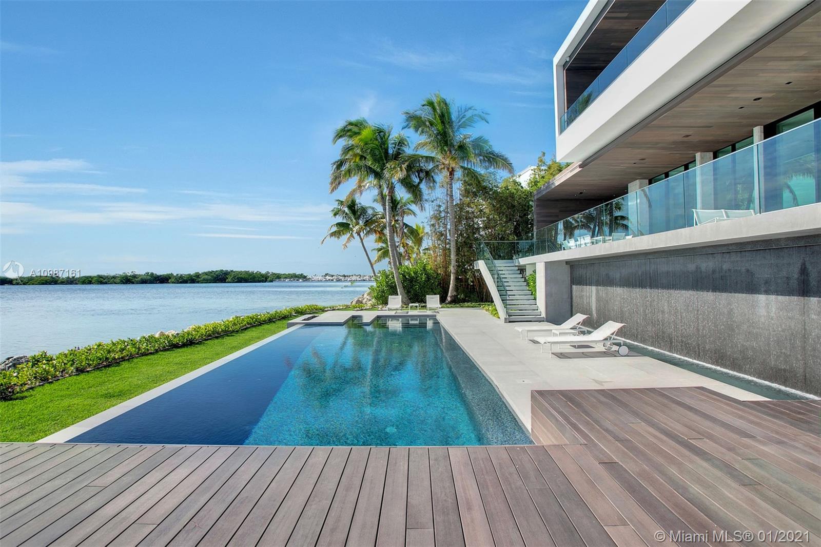 3591 Rockerman Rd Miami, FL 33133