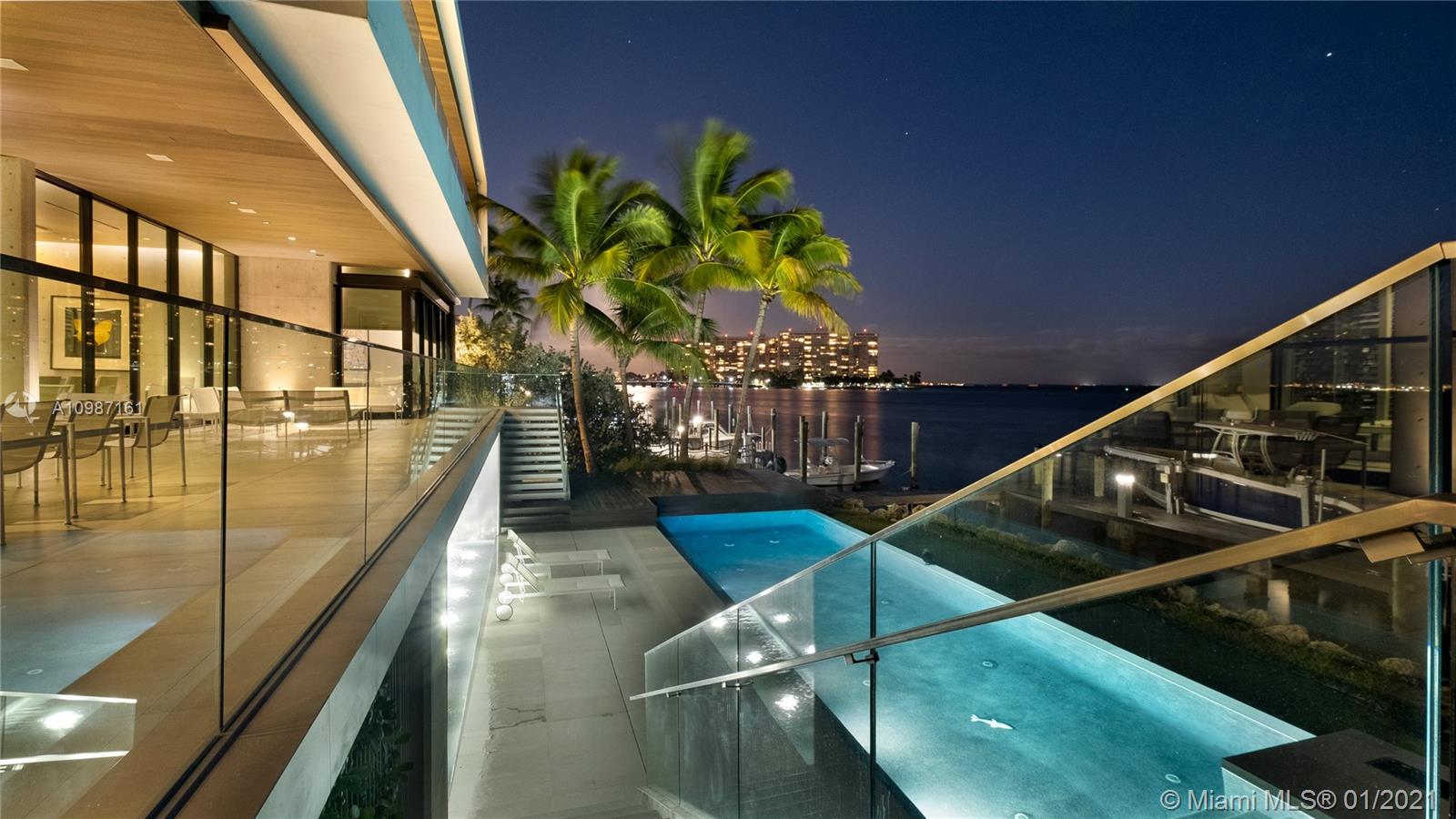 3591 Rockerman Rd Miami, FL 33133