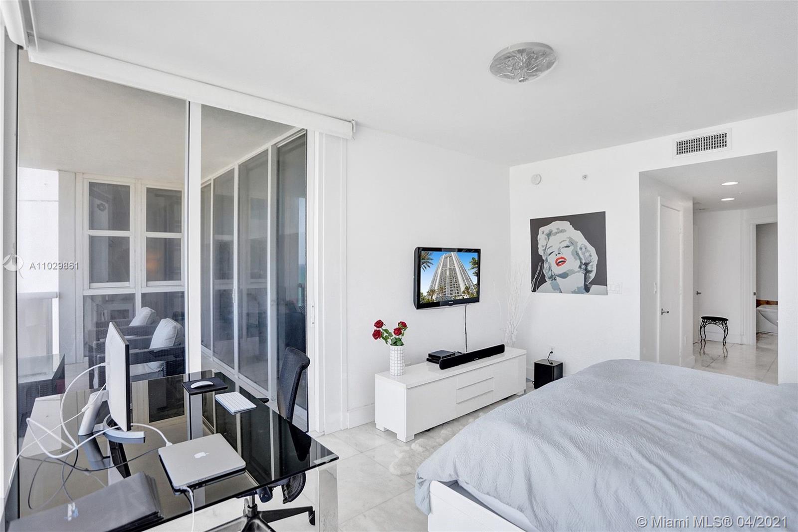 18201 Collins Ave #1504 Sunny Isles Beach, FL 33160