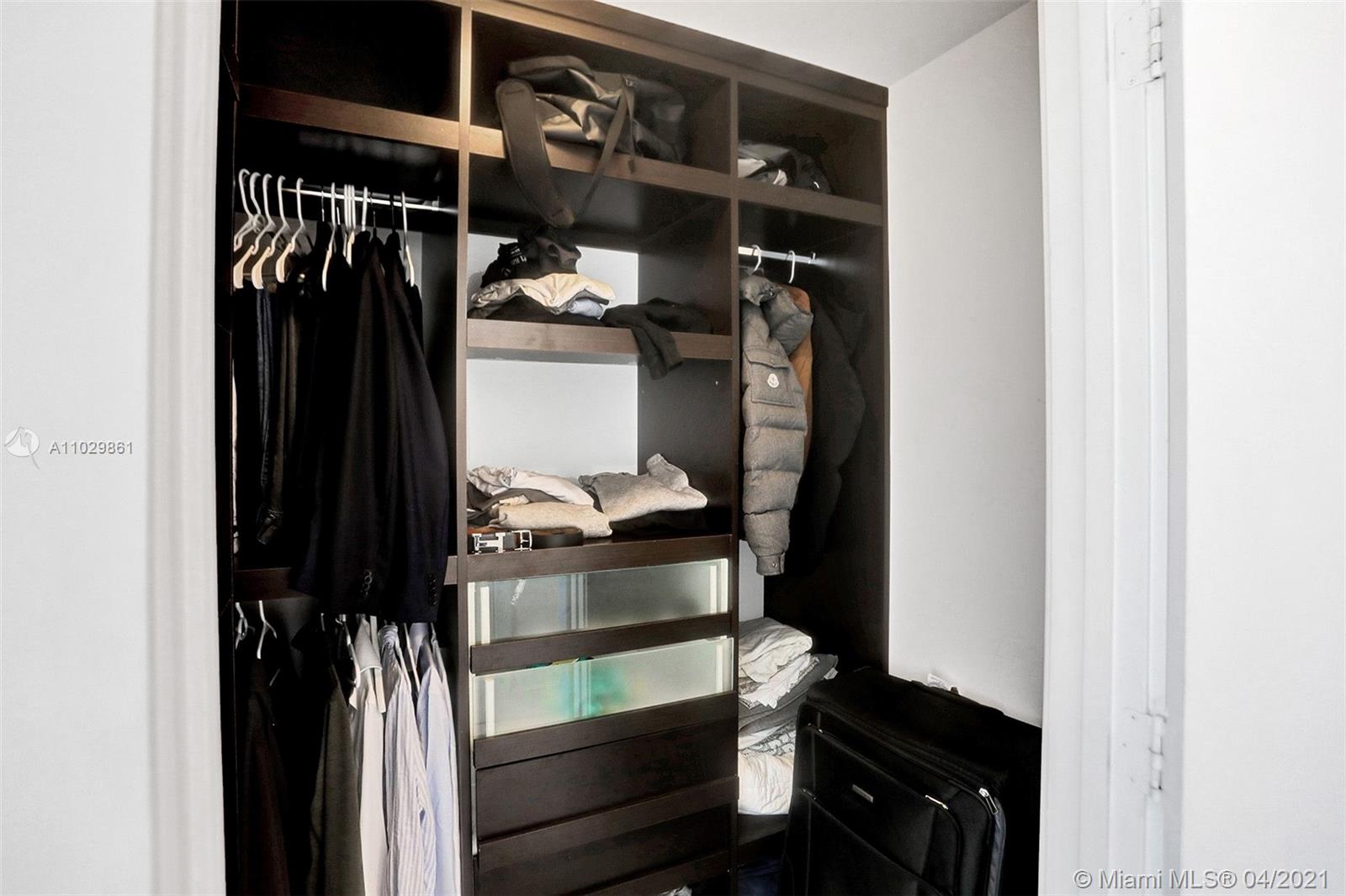 18201 Collins Ave #1504 Sunny Isles Beach, FL 33160