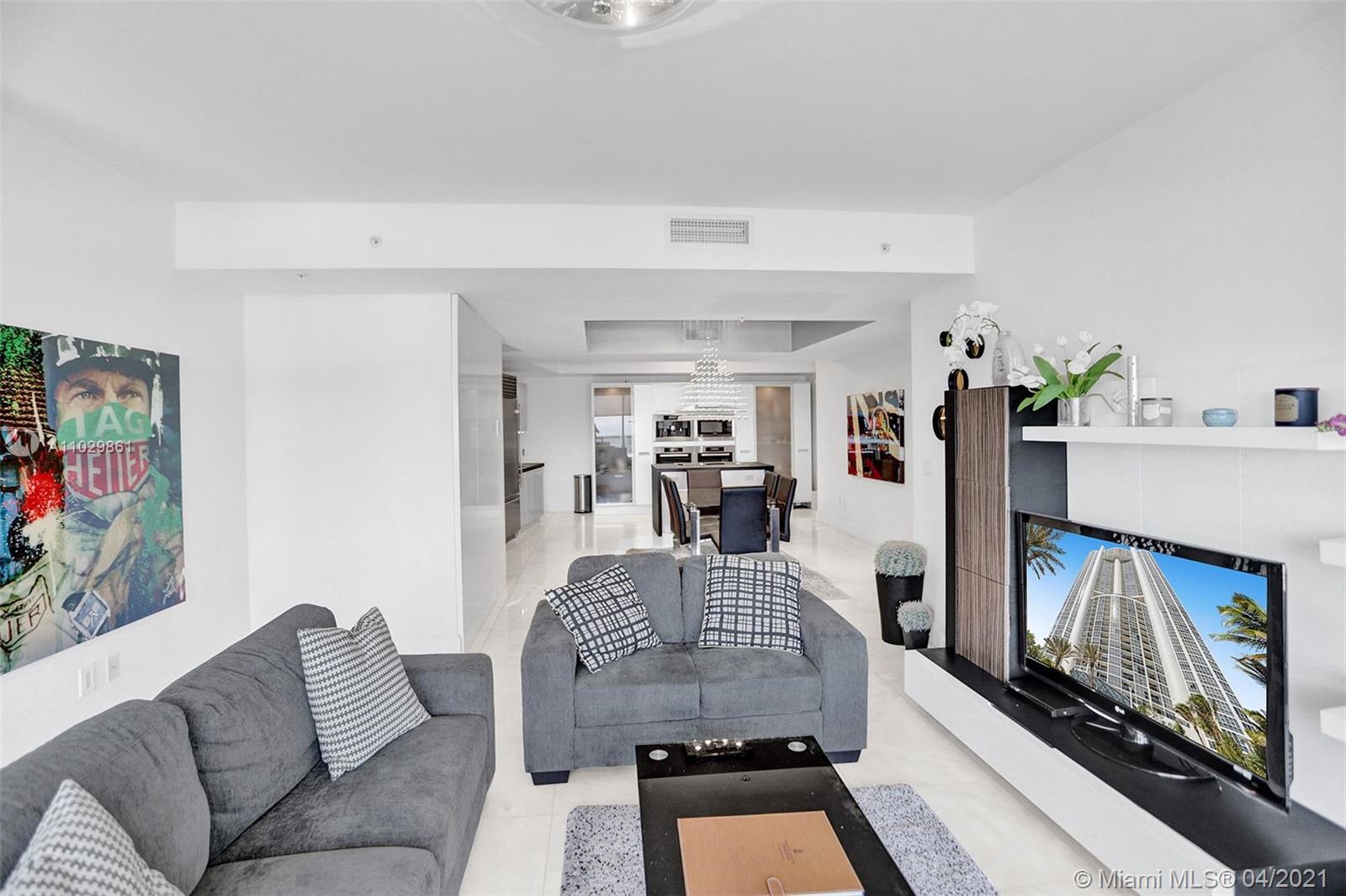 18201 Collins Ave #1504 Sunny Isles Beach, FL 33160