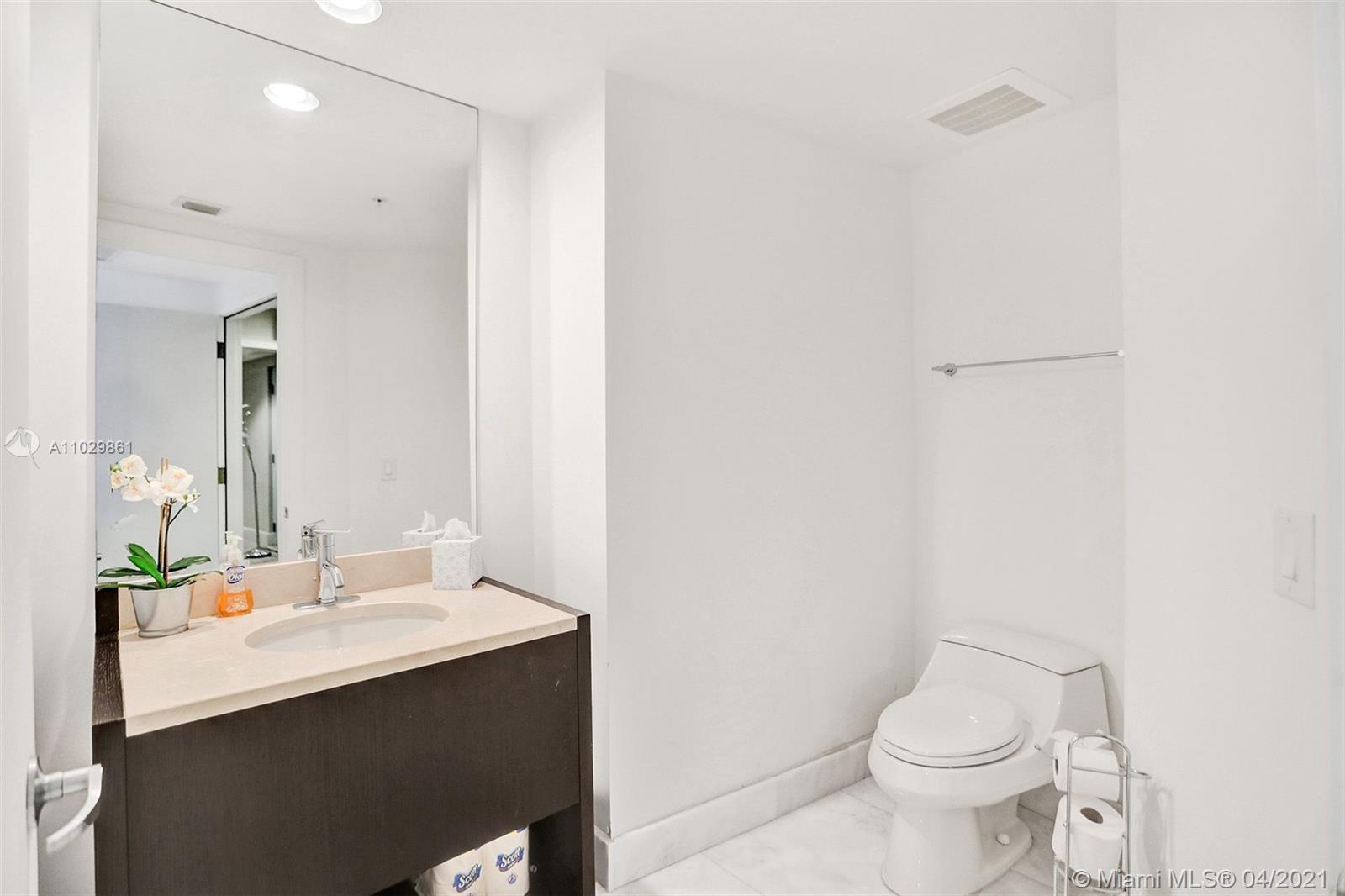 18201 Collins Ave #1504 Sunny Isles Beach, FL 33160