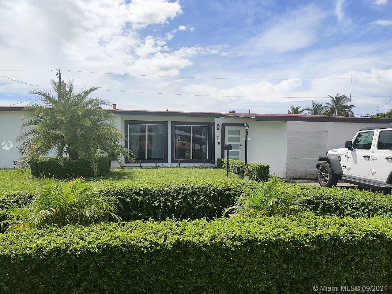 1270 W 61st Pl