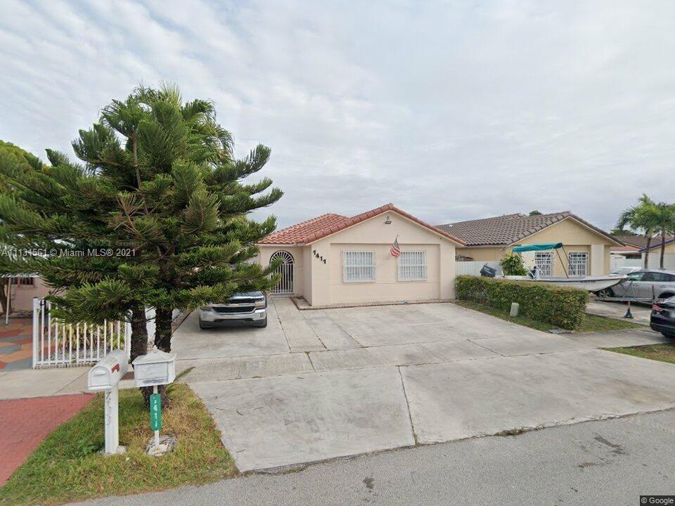 7417 W 30th Ct