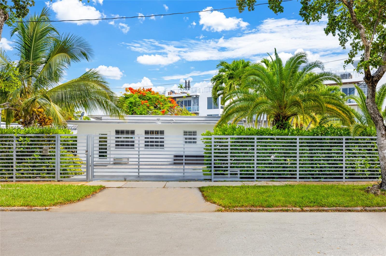 1800 SW 5th Ave